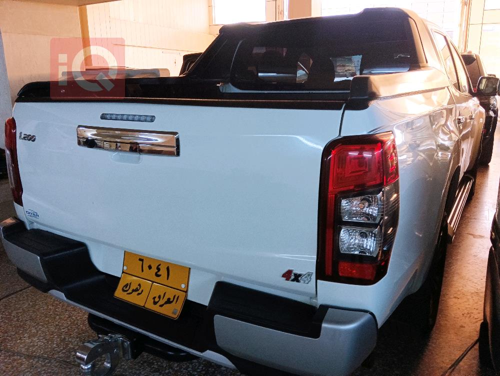 ميتسوبيشي L200